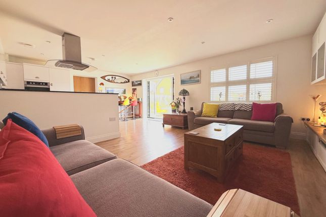 9, Jennings Close, Bognor Regis photo 4