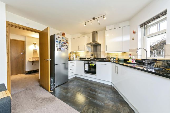 Thumbnail Flat for sale in Twickenham Road, Teddington