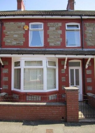 Terraced house to rent in William Street, Blackwood