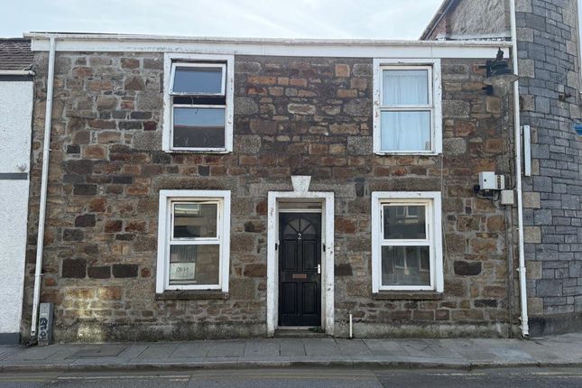 2-bed flat on 2 Chapel Street, Camborne, £60,000