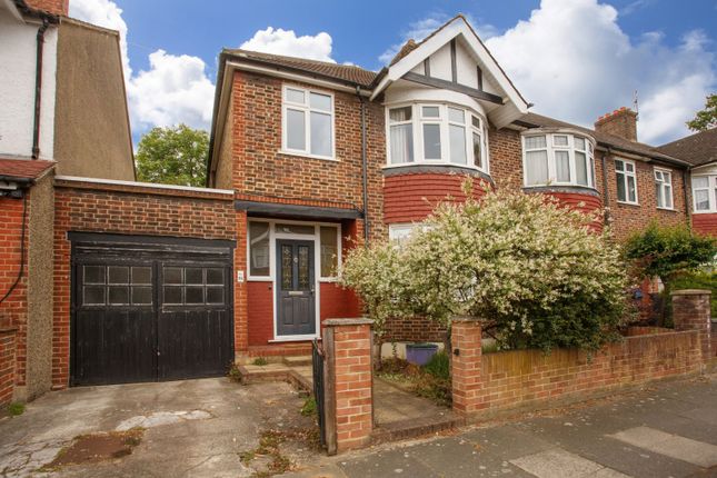 3 bed detached house to rent in Langdale Avenue, Mitcham, Surrey CR4