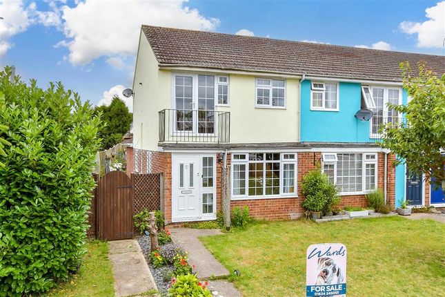 End terrace house for sale in Lakeview Close, Ham Hill, Snodland, Kent