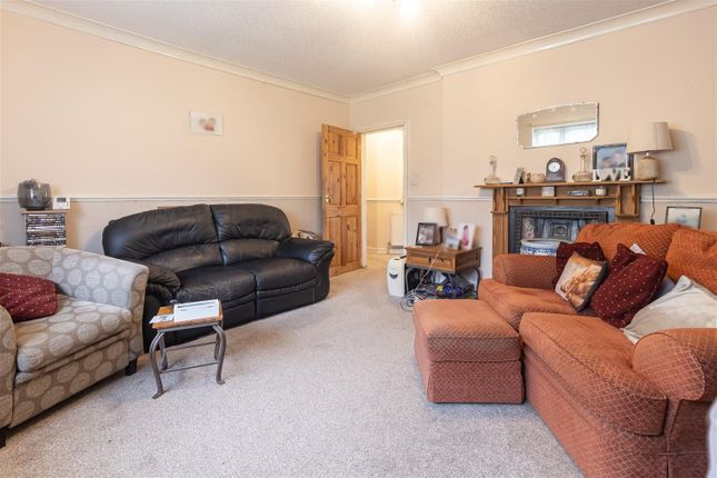 30, Borders Lane, Loughton photo 4