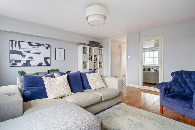 22a Islington Green, London photo 4