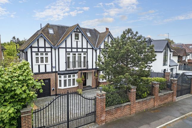 Thumbnail Detached house for sale in New Forest Lane, Chigwell