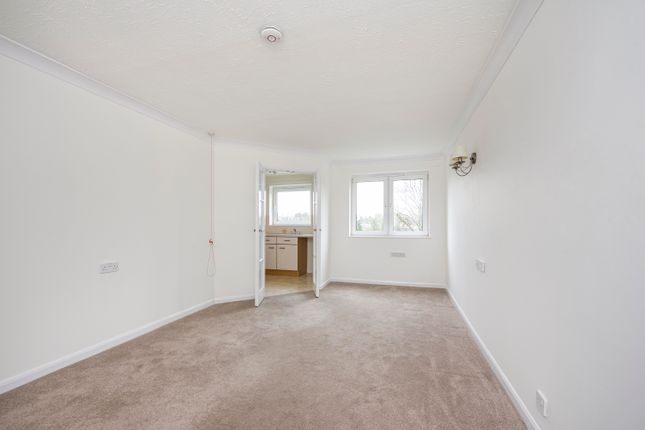 Flat for sale in Wood Lane, Ruislip