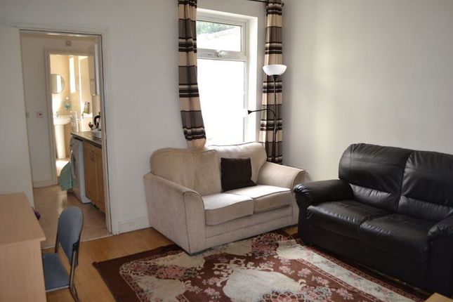 243, Hubert Road, Birmingham photo 2