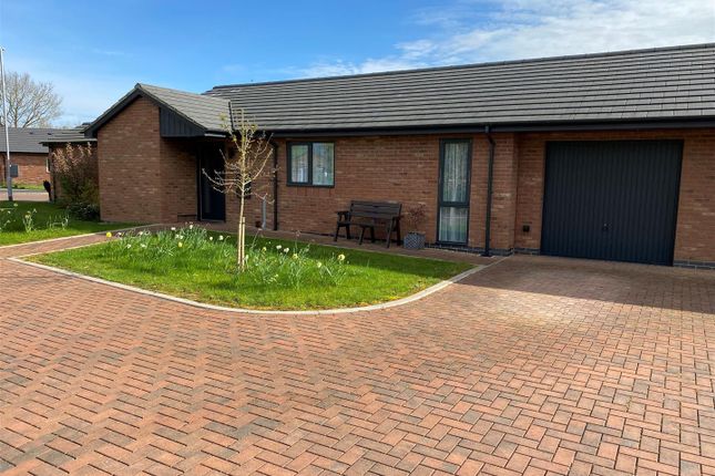 Thumbnail Bungalow for sale in The Poppyfields, Collingham, Newark