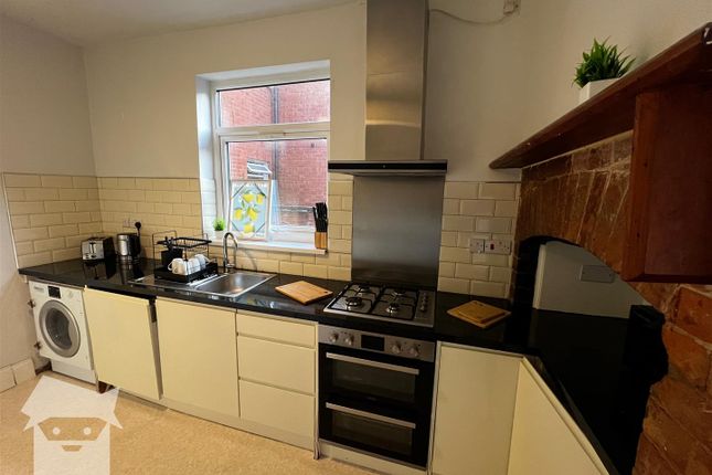 Room 2, 4, Lincoln Street, Leicester photo 5