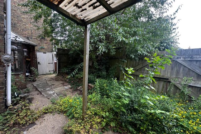 15, Alexandra Road, Cambridgeshire photo 4