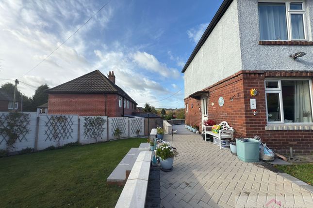8 Glebeville,, Leek photo 2
