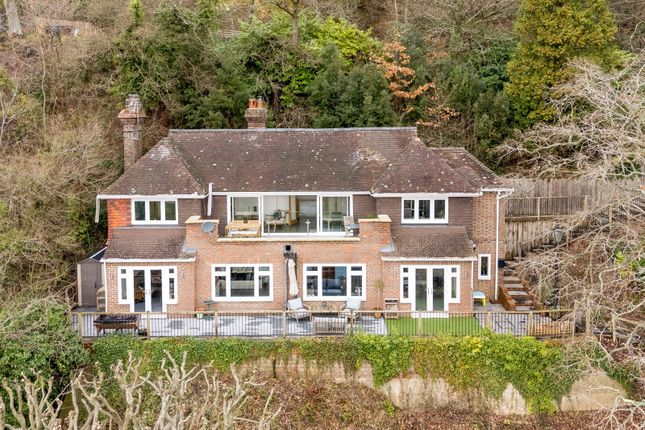 Bryn Tor, 14, Deanery Road, Godalming photo 3