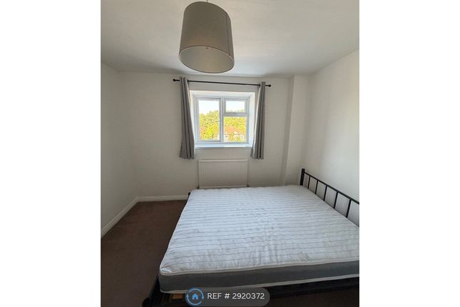 Beverley Court, Beverley Way, London photo 2
