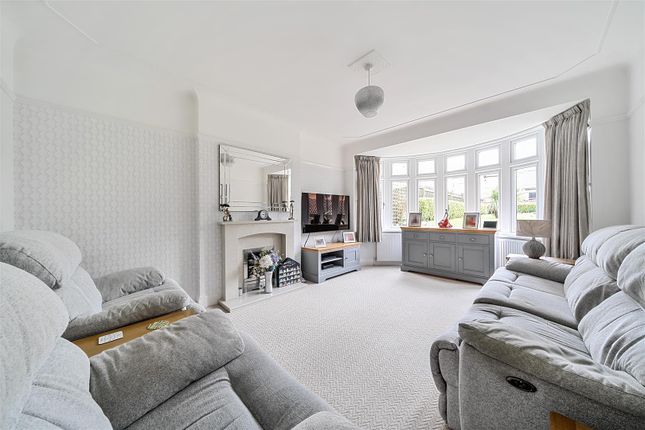 Hawkesbury, 12 Carlton Road North, Weymouth photo 2