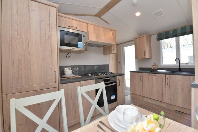Mobile/park home for sale in Show Ground 2, Bashley Caravan Park, Sway Road, New Milton