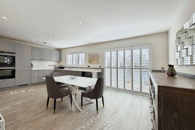 9, Fullers Way, Ashford photo 3