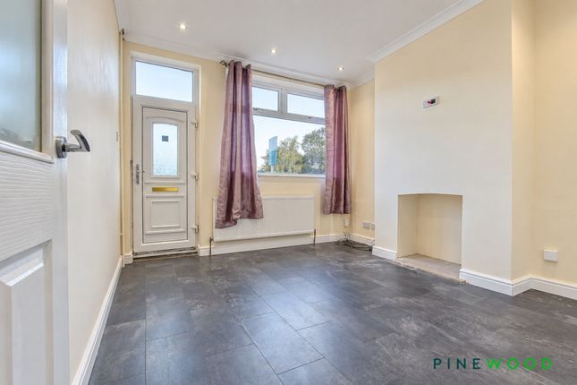 9 Foljambe Road, Chesterfield photo 2
