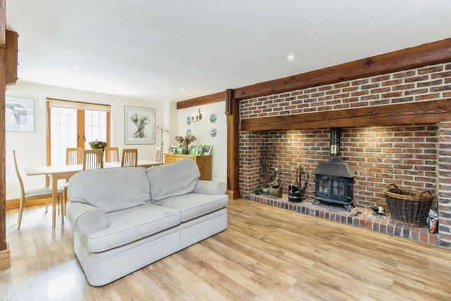 Woodstock House, Chardstock, Axminster photo 3