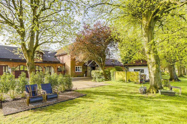 28 Maple Cottages, Derby photo 4