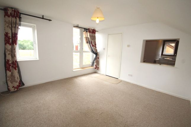 75, Collyweston Road, Northampton photo 3