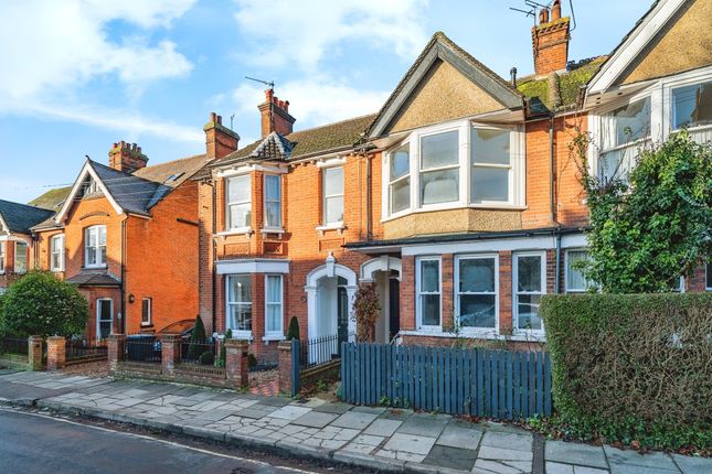 Thumbnail Terraced house for sale in Gombards, St.Albans