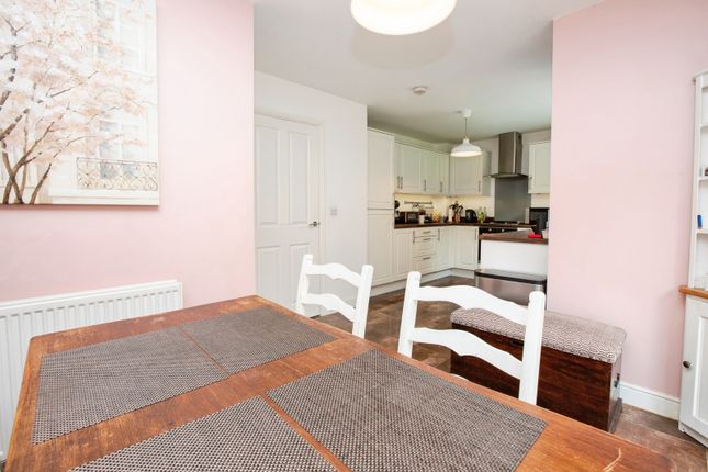 21, Digby Court, Mansfield photo 4