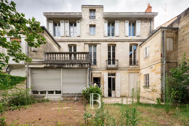 Thumbnail Detached house for sale in Bordeaux, 33000, France
