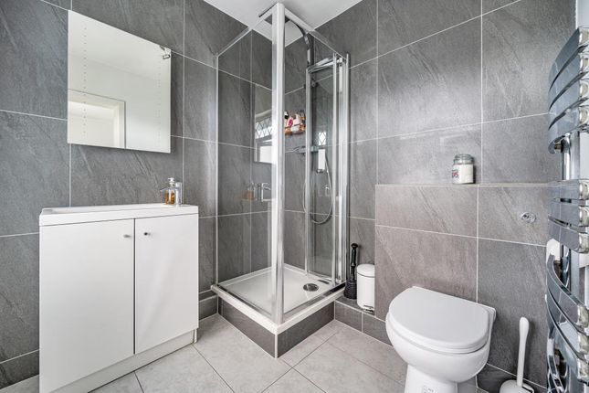 Ensuite Shower Room