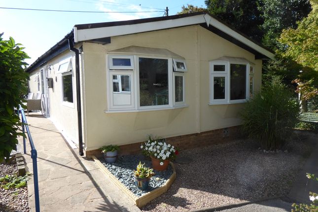 2-bed caravan on 37, Meriden Hall Park, Berkswell Road, Main Road, Meriden, Coventry, £165,000