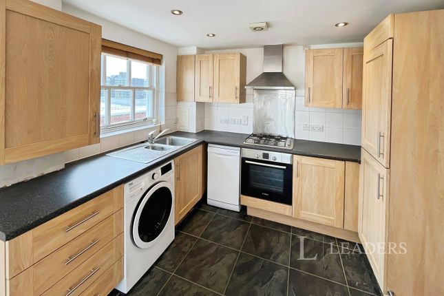 2-bed flat on Apartment 3, 50, Station Road, Warwickshire, £970/mo
