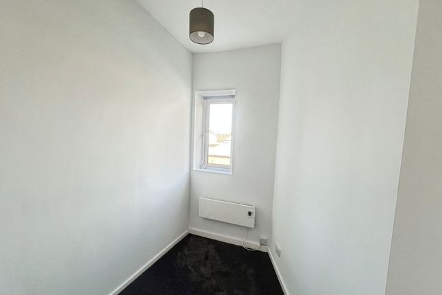 Flat 5, 12, Vernon Street, Bolton photo 4