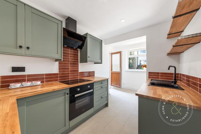3, Gwennyth Street, Cardiff photo 2