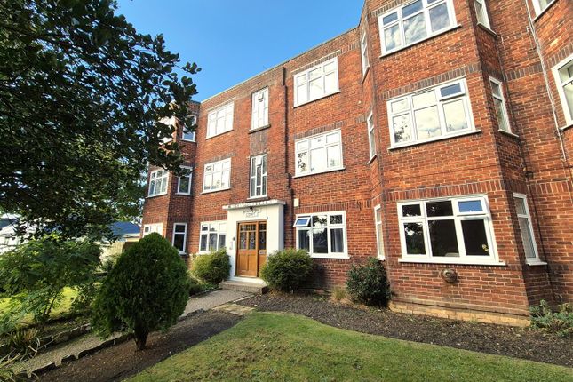 Thumbnail Flat to rent in Glenair Avenue, Poole