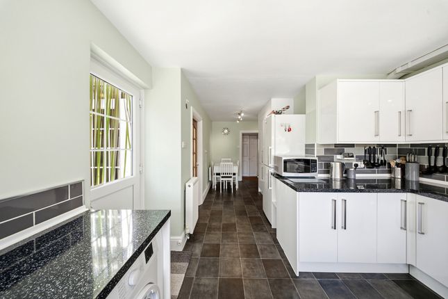 24, Manton Road, London photo 4