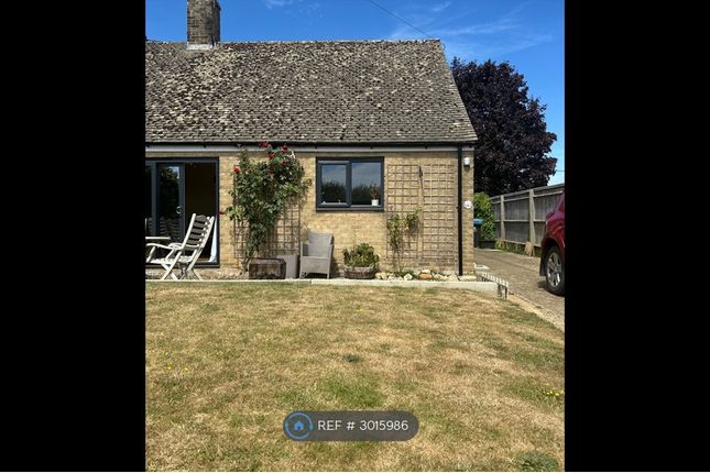 Petrie Bungalows, Foscot, Chipping Norton photo 3