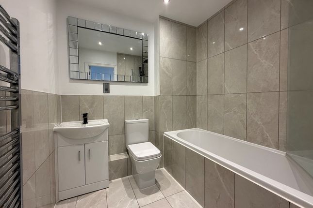 66 Cavell Drive, Bishop's Stortford photo 5