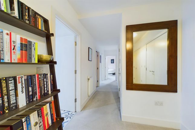 Flat for sale in Corio House, The Grange, London