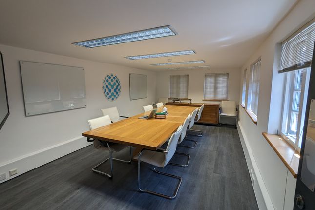 Office to let in The Annexe, Saxon House, Castle Street, Guildford