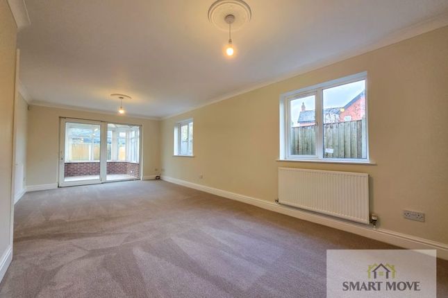 2, Holly Grove, Preston photo 3