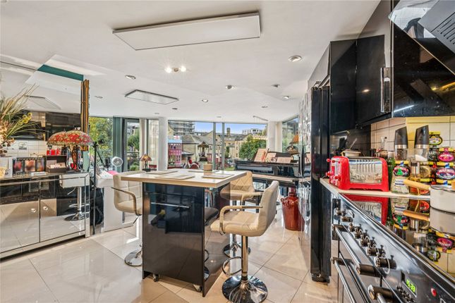 2-bed flat on Flat 18, Crystal Wharf, 36, Graham Street, London, £1,150,000