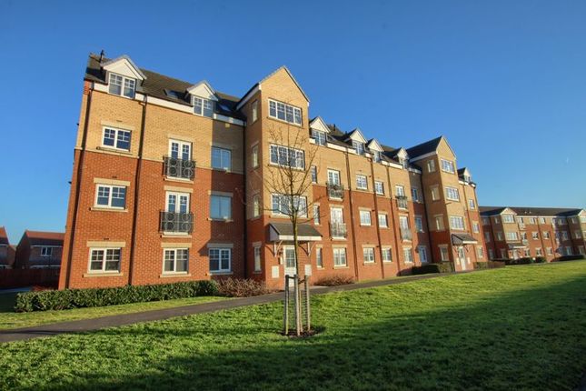 Thumbnail Flat for sale in Longleat Walk, Ingleby Barwick, Stockton-On-Tees