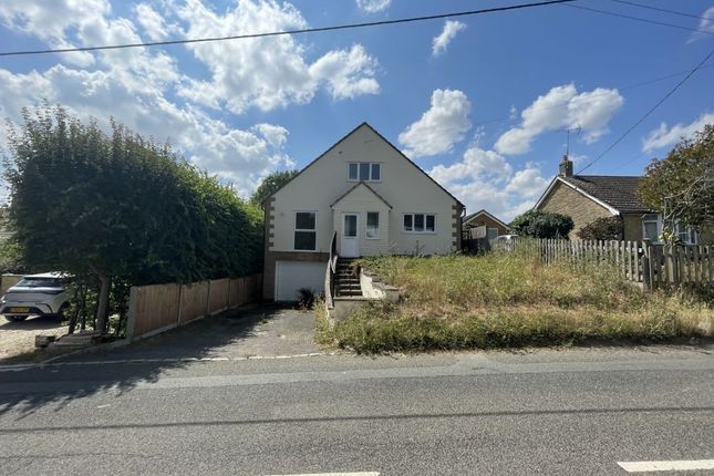 4-bed detached on Hill House, Water Stratford Road, Tingewick, £350,000