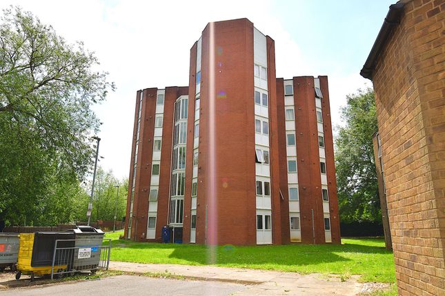 Thumbnail Flat to rent in Rillwood Court, Abington, Northampton