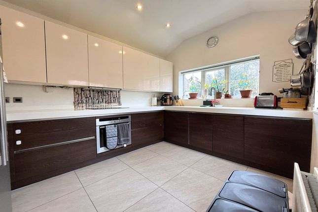 3 Milton Grove, Sale photo 4