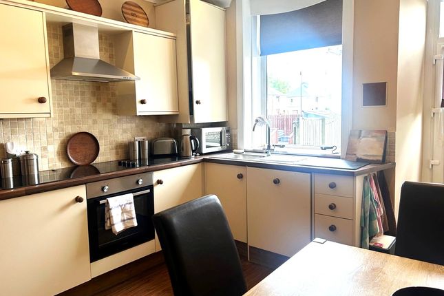10, Bruce Street, Stirling photo 4