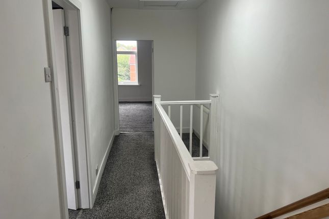 150 b, STOCKTON-ON-TEES photo 2