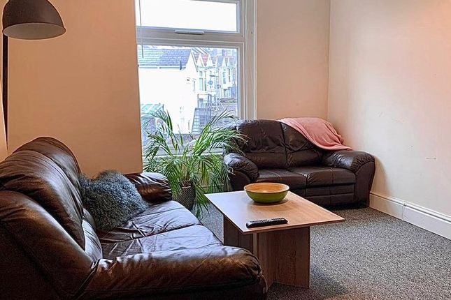 Room to rent in Gwydr Crescent, Uplands, Swansea