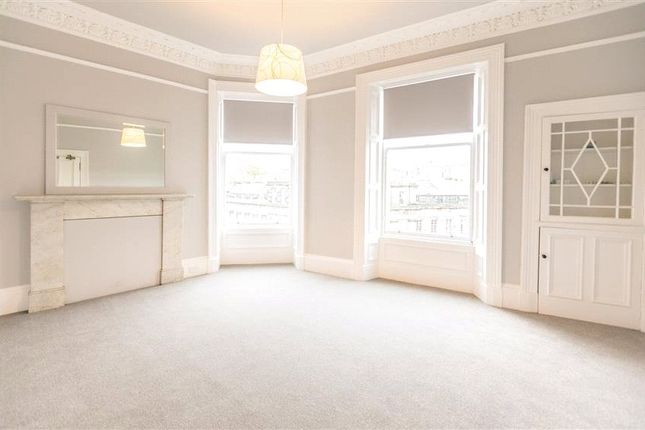3F, 1, St Bernards Crescent, Edinburgh photo 2