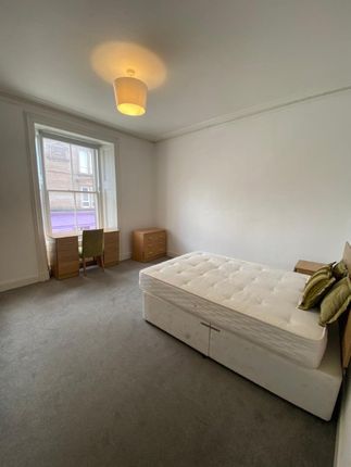 Flat B17, 4, Stirling Street, Dundee photo 2