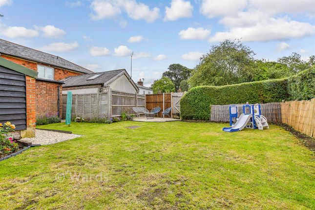 3, Frensham Road, Cranbrook photo 3